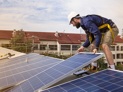 Eficiência e Sustentabilidade: O papel dos transformadores a seco em sistemas fotovoltaicos